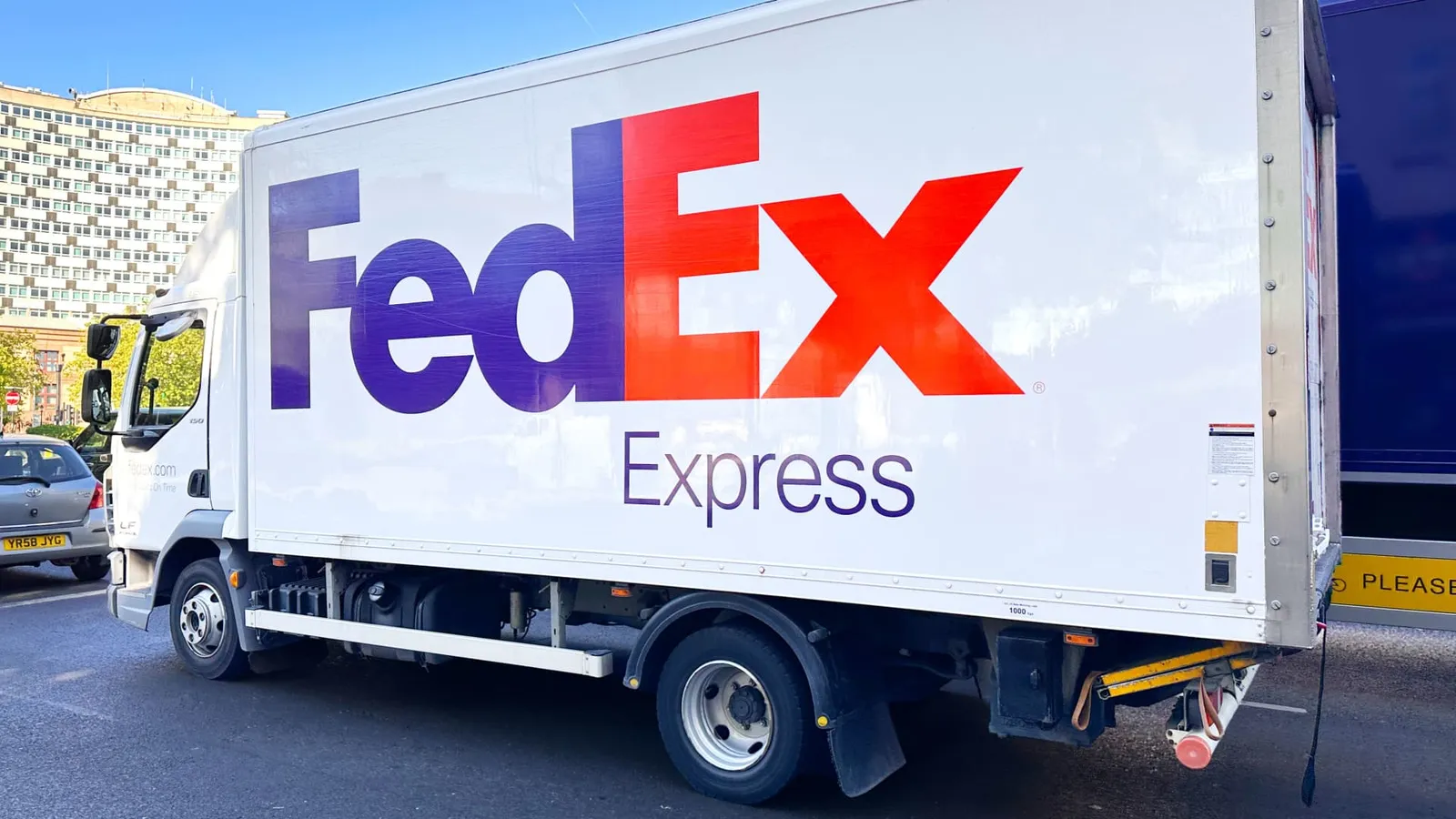 FedEx’s fiscal Q4 beats expectations before freight spin-off, boosting a key logistics signal