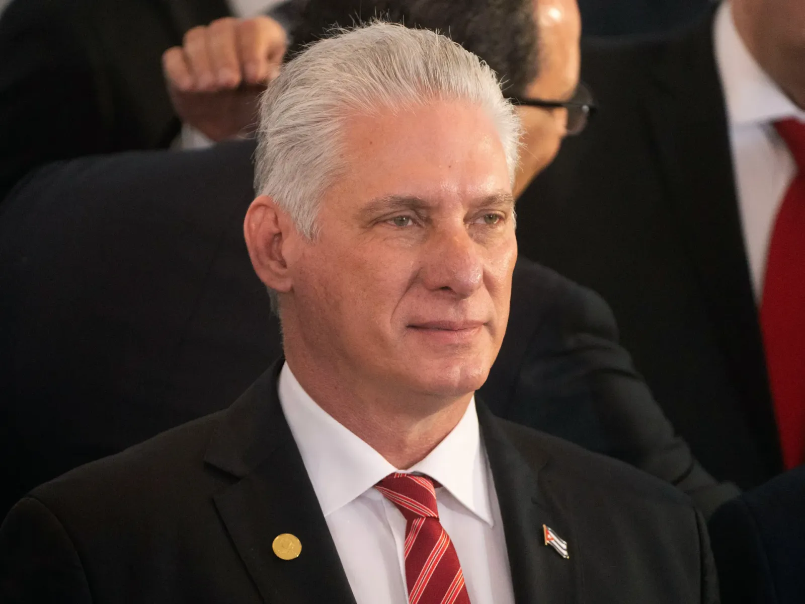 Cuba’s Communist Party greenlights private banks and real estate, Diaz-Canel pushes through