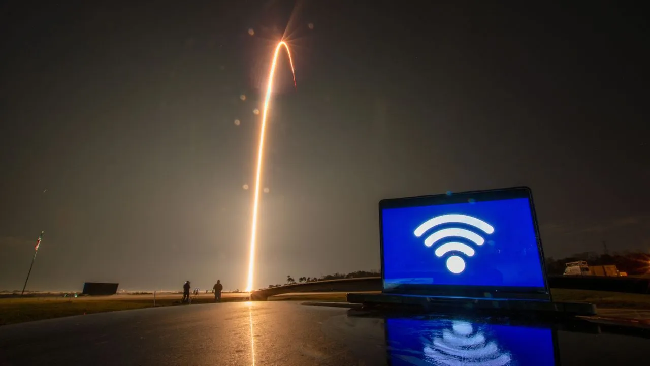 Artemis III will beam 4K video via SpaceX Starlink lasers, not slower radio links