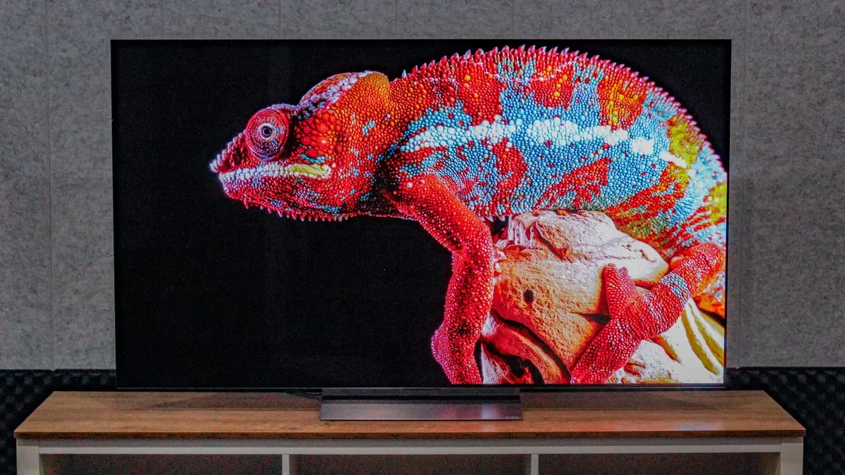 LG’s C6 OLED refresh turns color accuracy and contrast into a serious credibility test