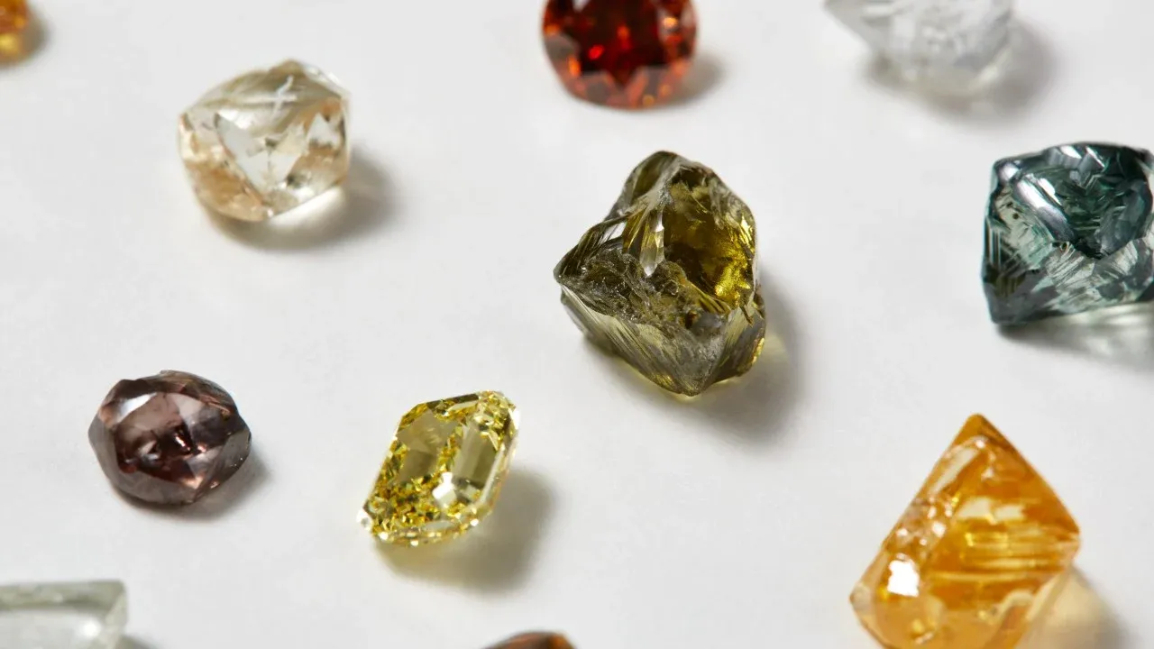De Beers backs GIA’s 30% Tracr stake to fight lab-grown diamonds