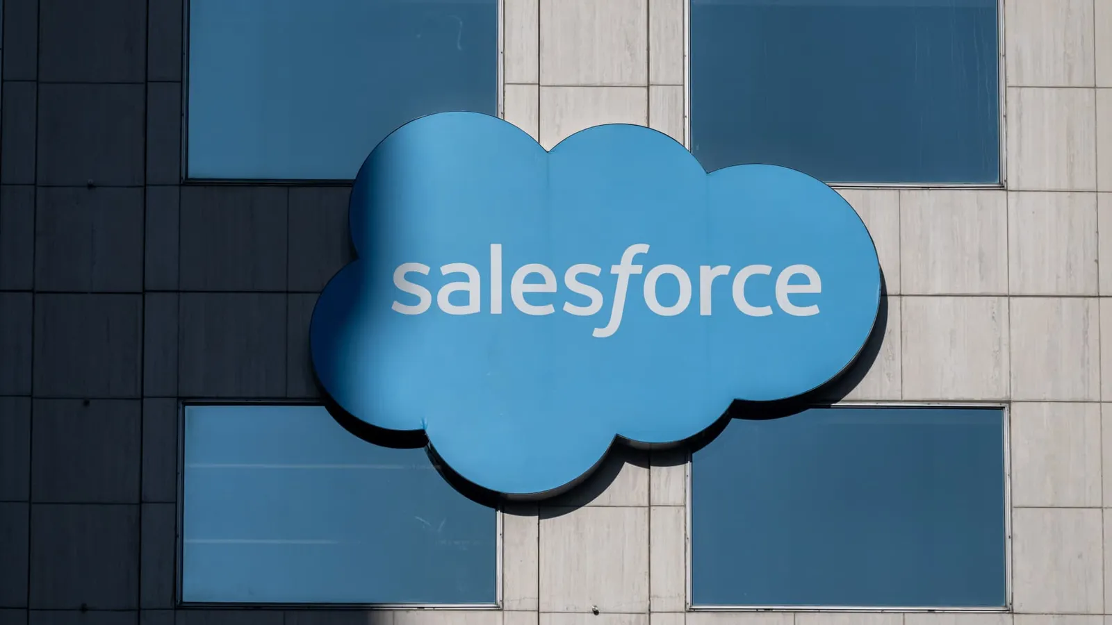 Salesforce rockets 20% in second-best day ever on earnings beat and Anthropic AI deal