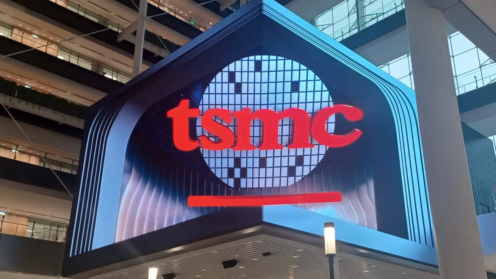 TSMC Q2 profit jumps 77%+, beating estimates as high-end chip demand keeps running