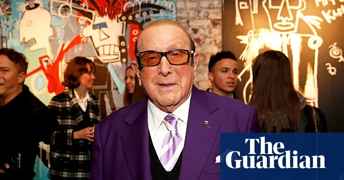 Clive Davis dies at 94, ending a record-label era built on Whitney Houston and Bruce Springsteen