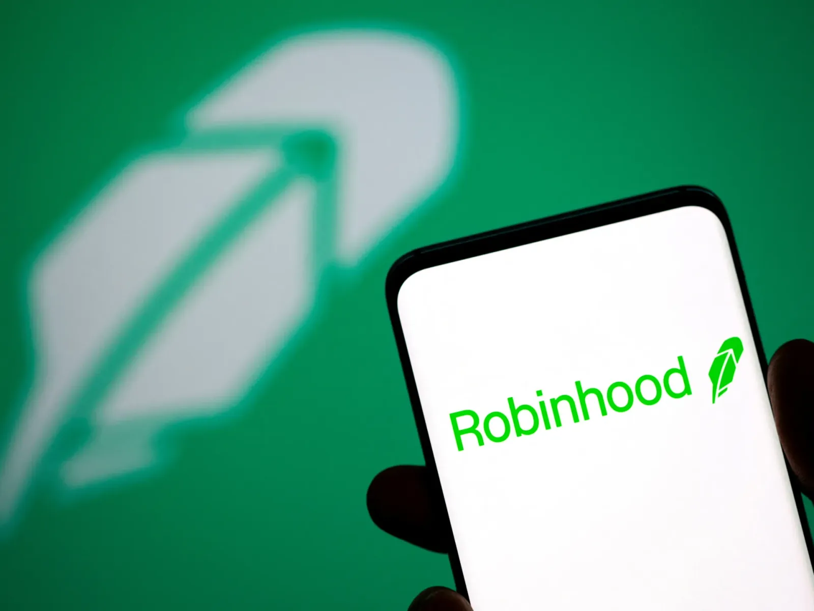 Robinhood cuts 10% of staff, 290 roles, as Vlad Tenev demands a leaner org