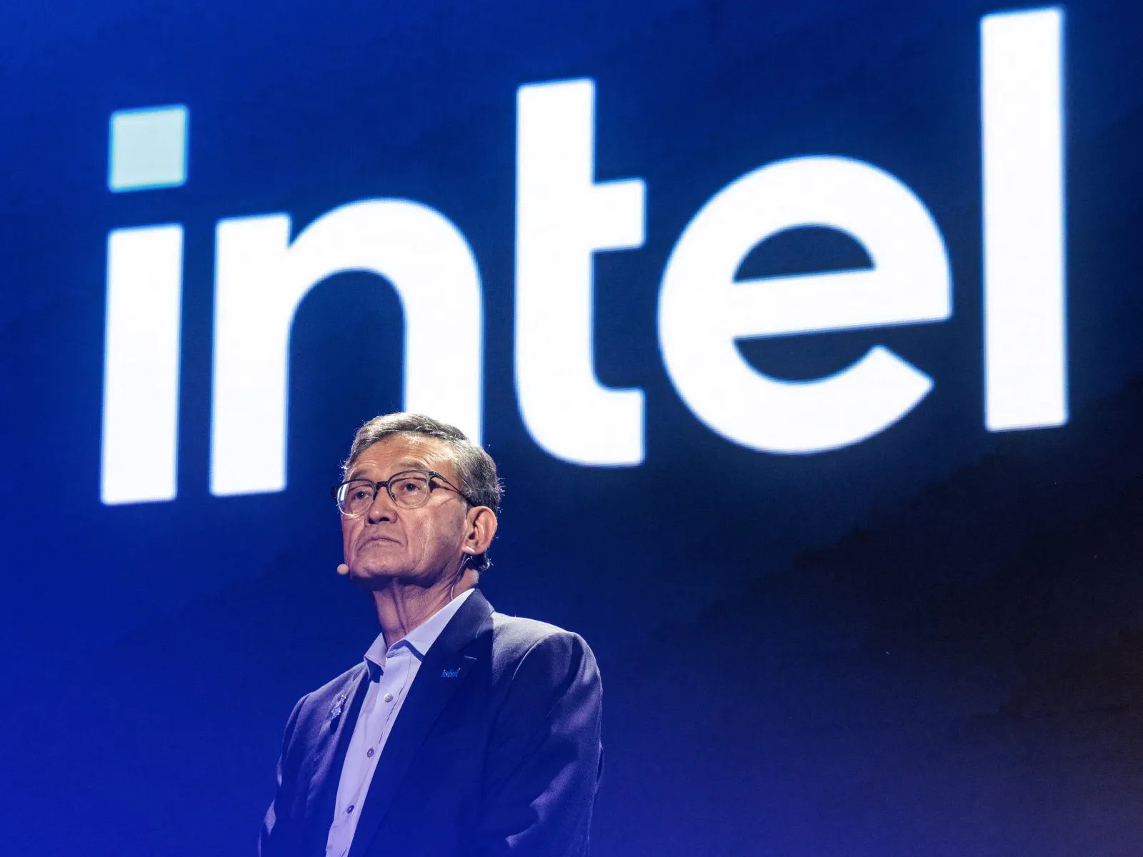 Intel’s DCG plans layoffs, aligning roles and skills for long-term data center success