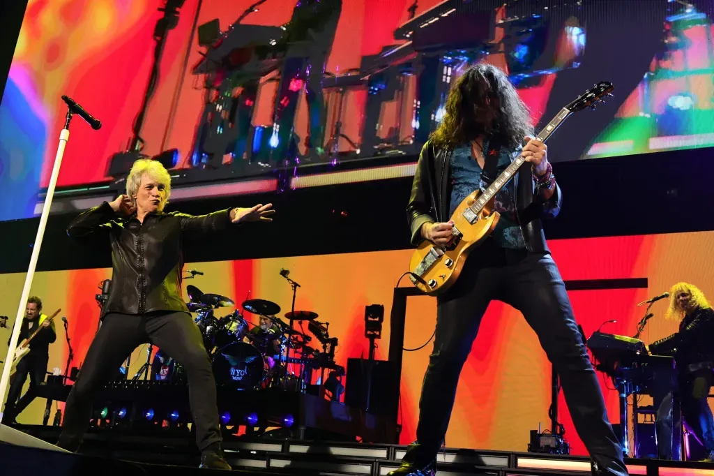 Jon Bon Jovi cut his Madison Square Garden set short Thursday, after battling a sinus infection