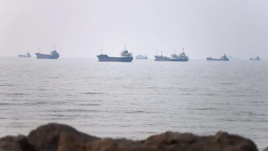 U.S. demands Iran affirm Hormuz is fully open and not firing at vessels