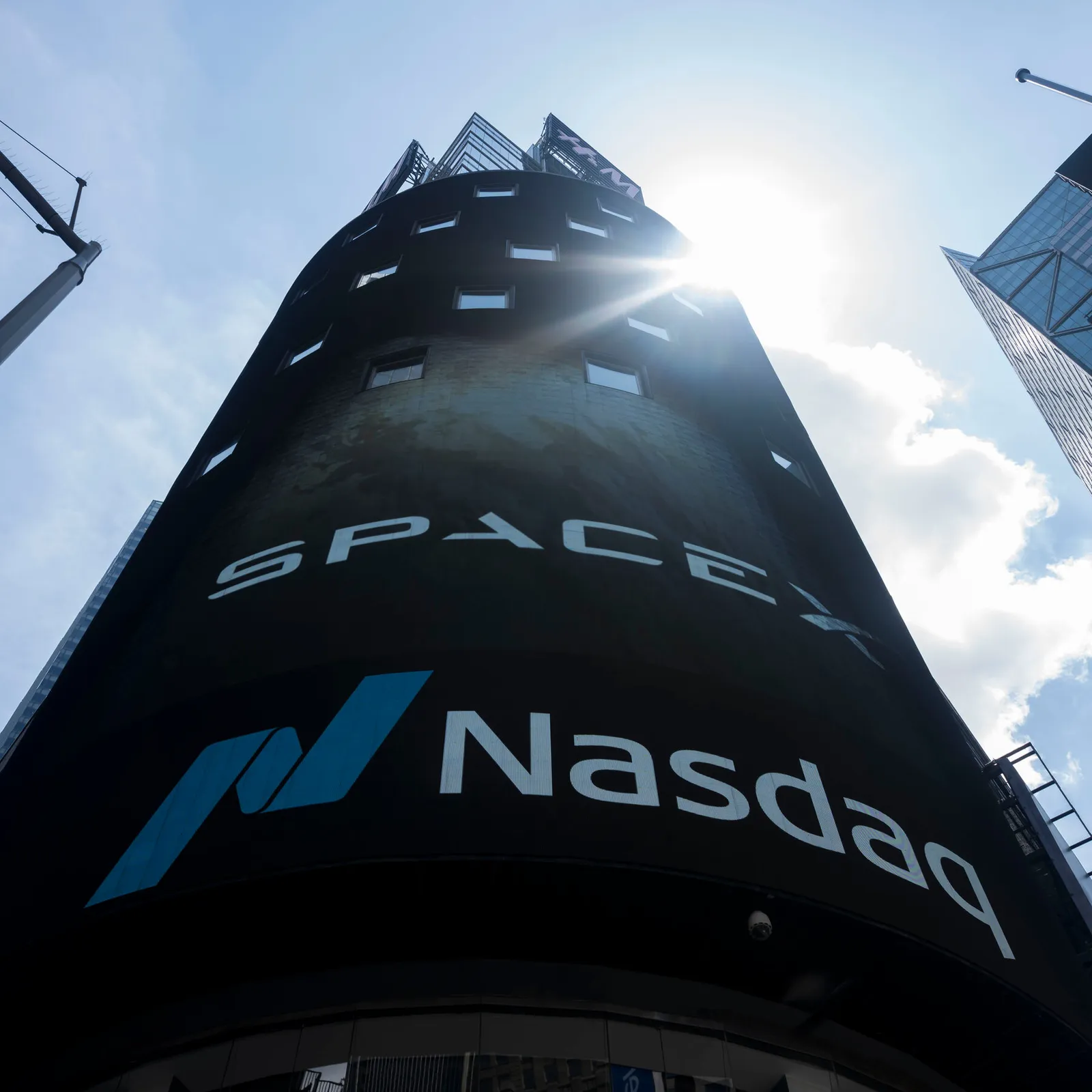 SpaceX shares stalled even as Wall Street leaned in. Why index funds might not help
