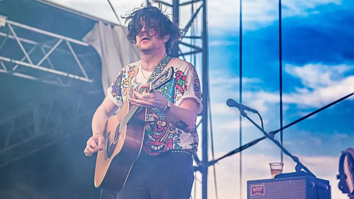 Modest Mouse drops guitarist Simon O'Connor after alleged Instagram messages to a minor