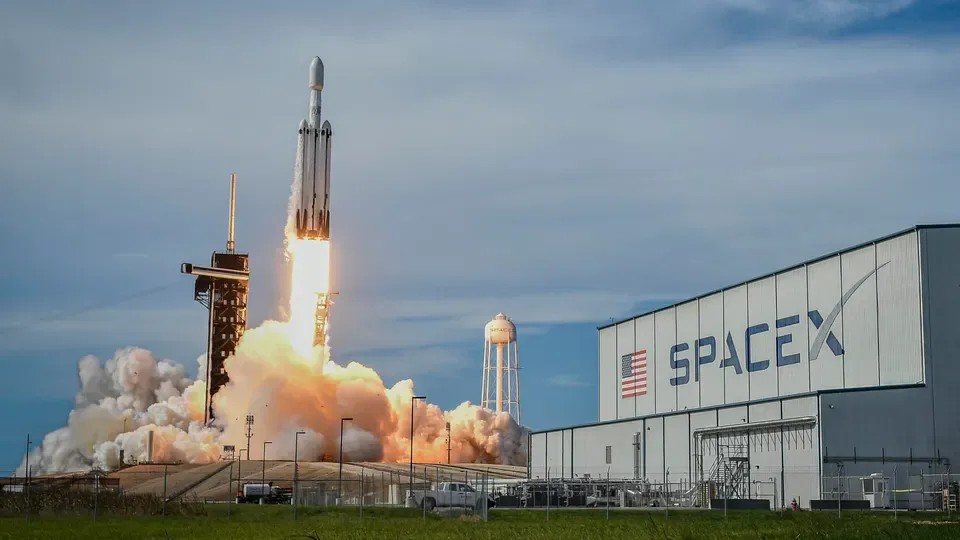 SpaceX IPO turns into a $1.77T orbital economy bet investors pin around $2T value