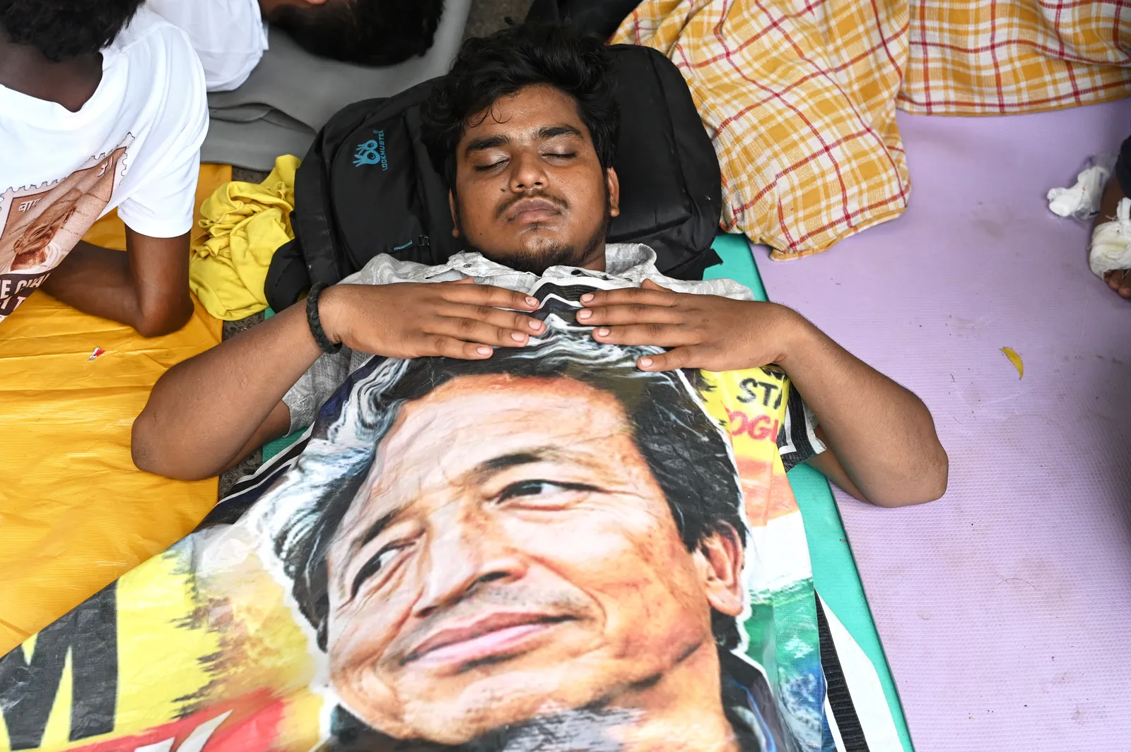 Sonam Wangchuk ends 26-day hunger strike, but “Cockroach” protesters demand education minister resigns