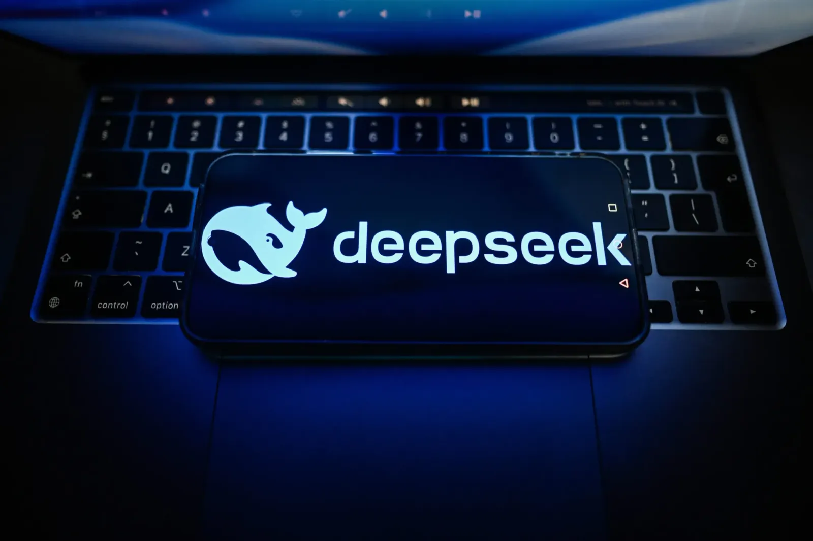 DeepSeek pauses its $10B fundraise days after Liang Wenfeng posts went viral
