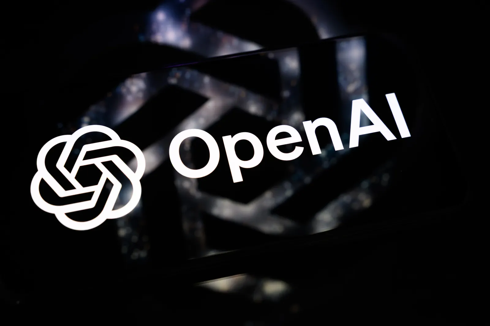 Seattle Times and Newsday sue OpenAI and Microsoft, joining 400 newspapers