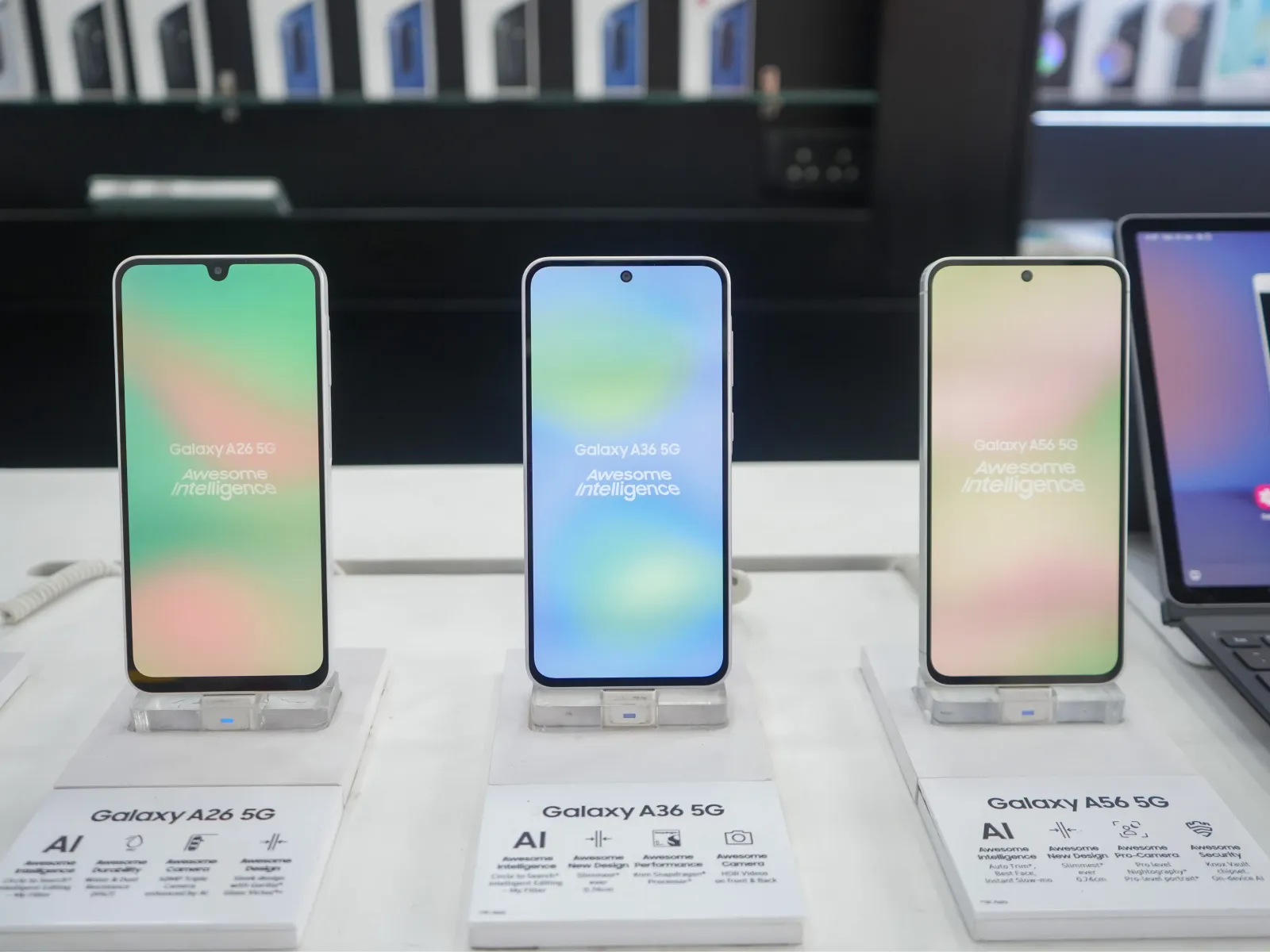 Omdia says sub-$400 phones shipments fall 22% as RAM costs spike 60% of BOM