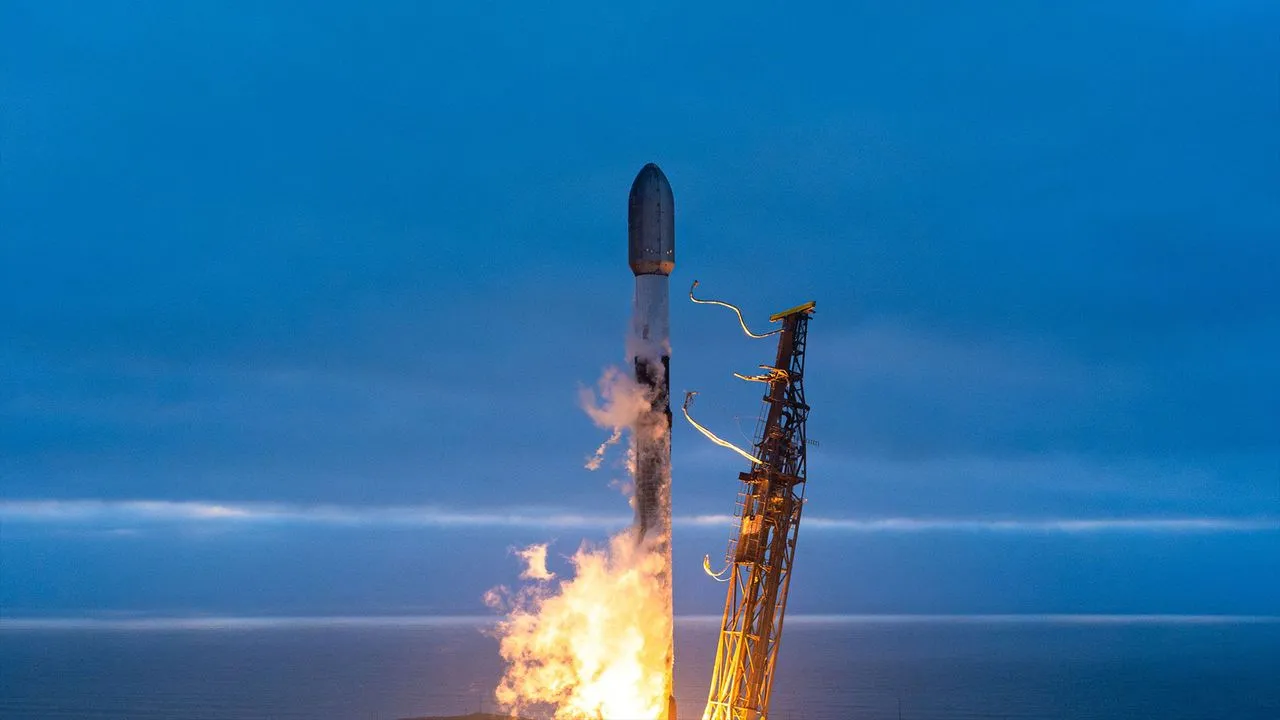 SpaceX adds 24 Starlink satellites from Vandenberg, lifting off July 1, 2026