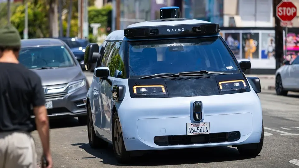Waymo’s import of Chinese EVs bypasses dealer bans meant for consumers