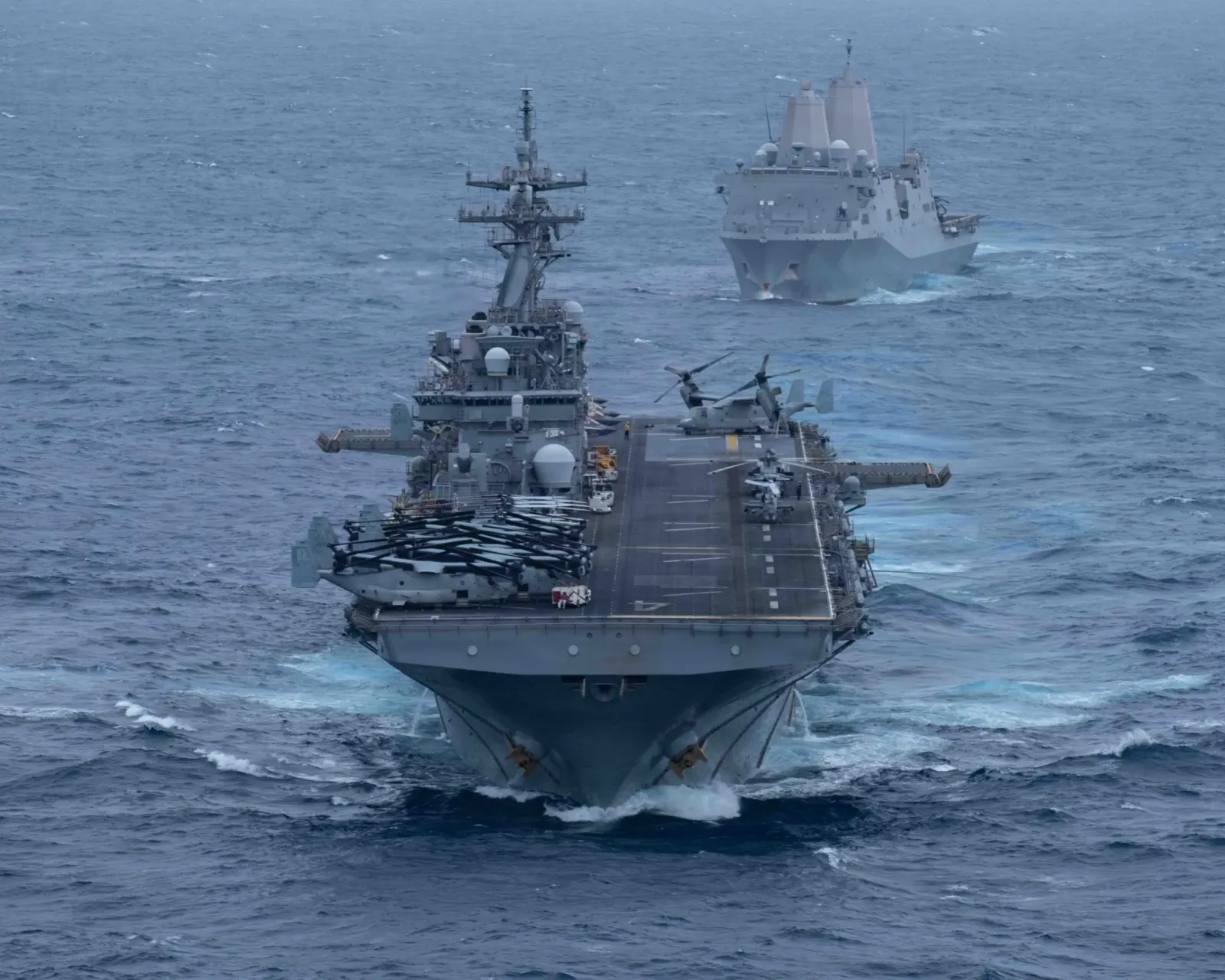 U.S. launches “swiftly punish” Iran airstrikes after Jordan deaths, targeting Strait of Hormuz leverage