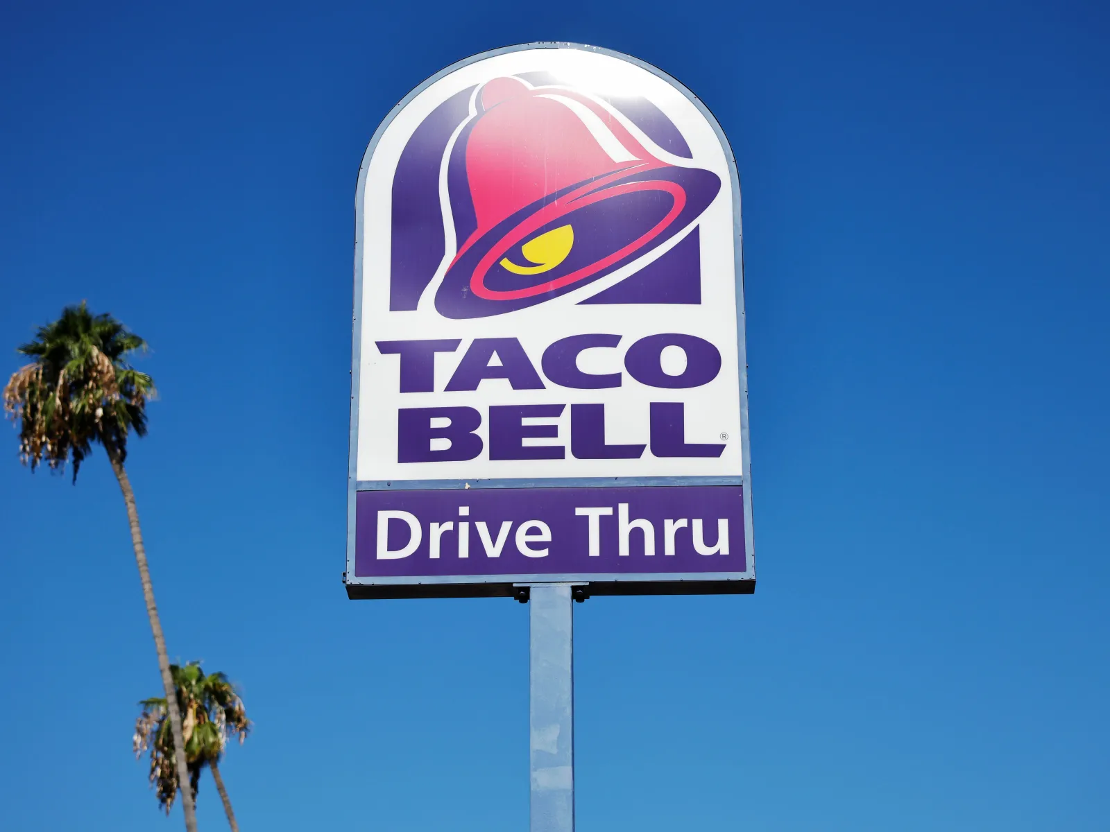 Taco Bell drops Enchiritos to $1 on Friday to calm $1,644-cases lettuce backlash