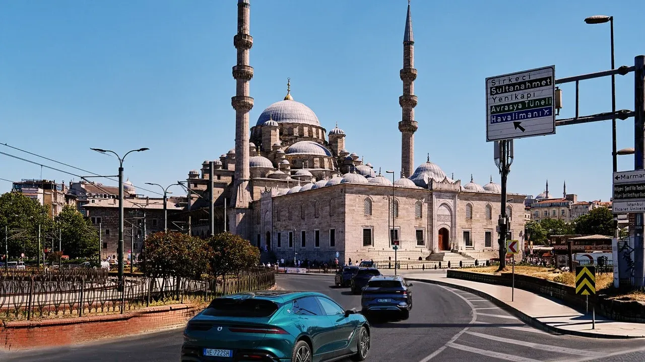 BYD road-tests Denza Z9GT batteries on Rome-to-Hong Kong run to prove “world’s longest range”