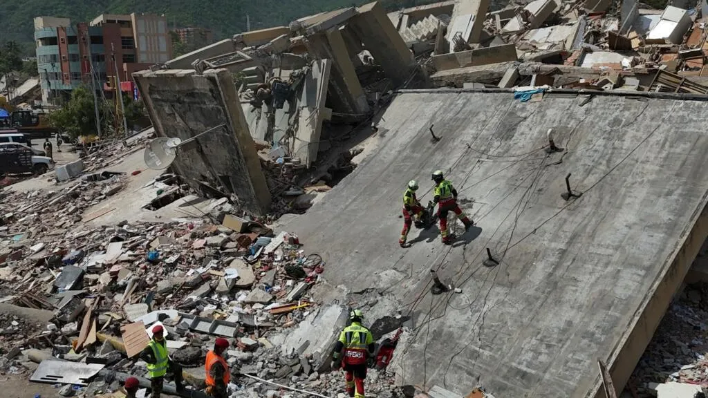 Venezuela quake toll nears 1,500 as nearly 50,000 still unaccounted for