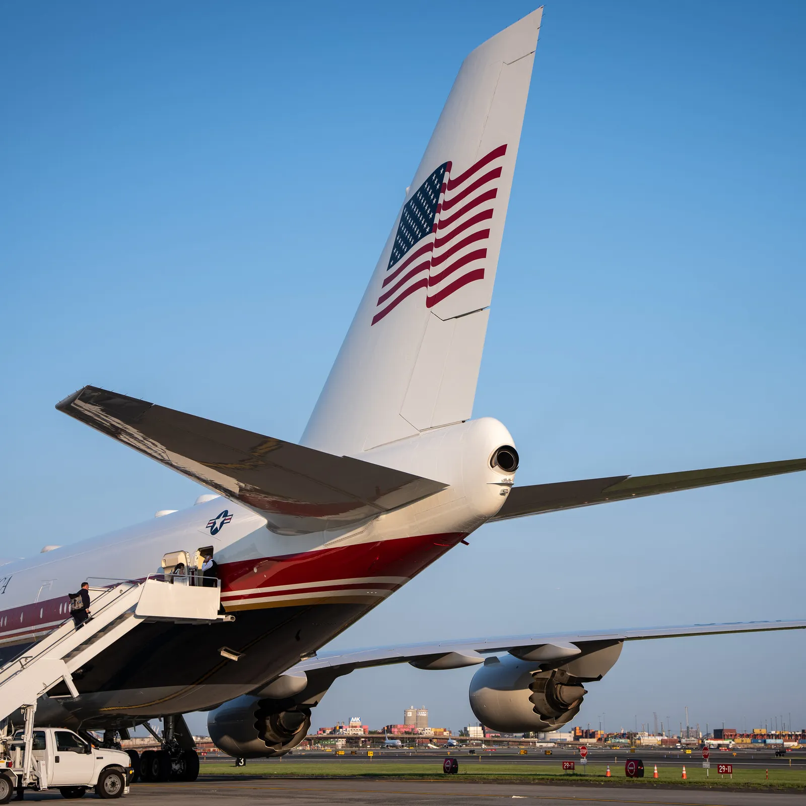 White House says Air Force One will be out for a month this fall for upgrades