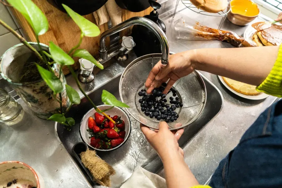 Can vinegar kill cyclospora? Here’s what experts say about washing produce