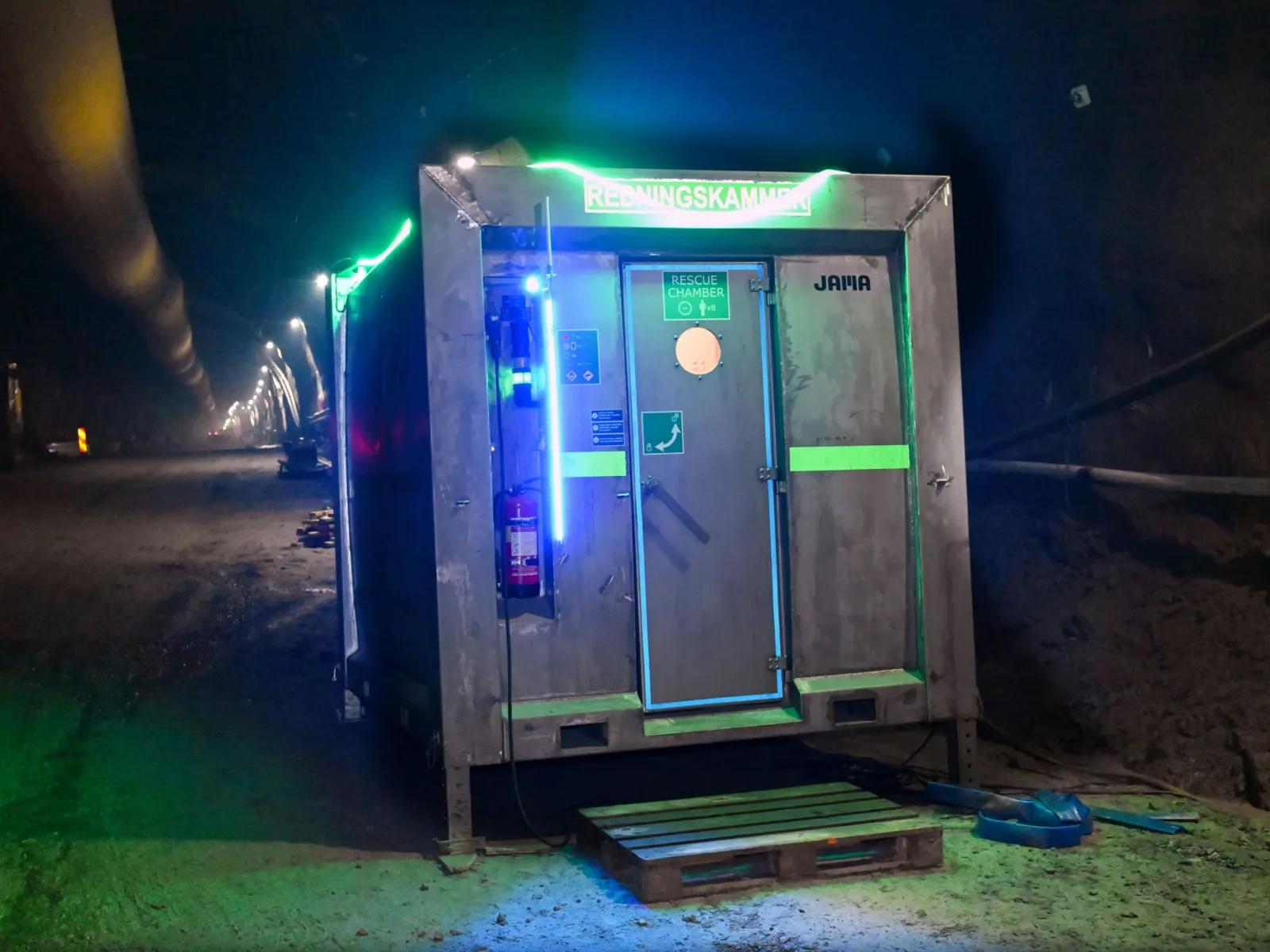 Rogfast’s 26.7 km tunnel is built inward with drill-and-blast, not boring machines