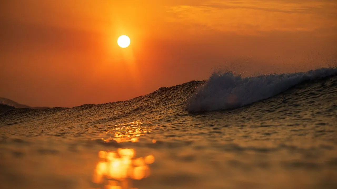 Ocean hits record 21.1°C as El Niño supercharges warming