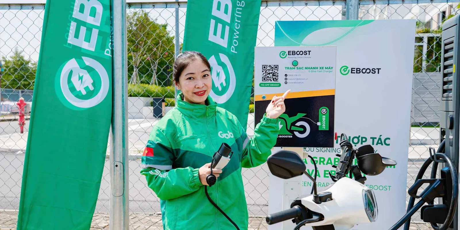 Grab plans to grow Vietnam EV charging network 15x by 2028