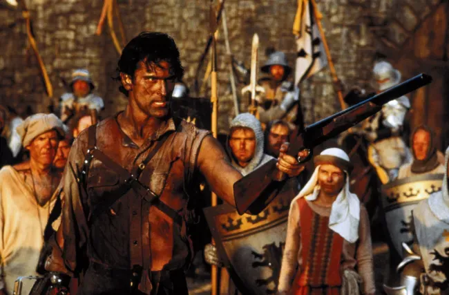“Evil Dead Burn” knocks “Army of Darkness” back into essential viewing
