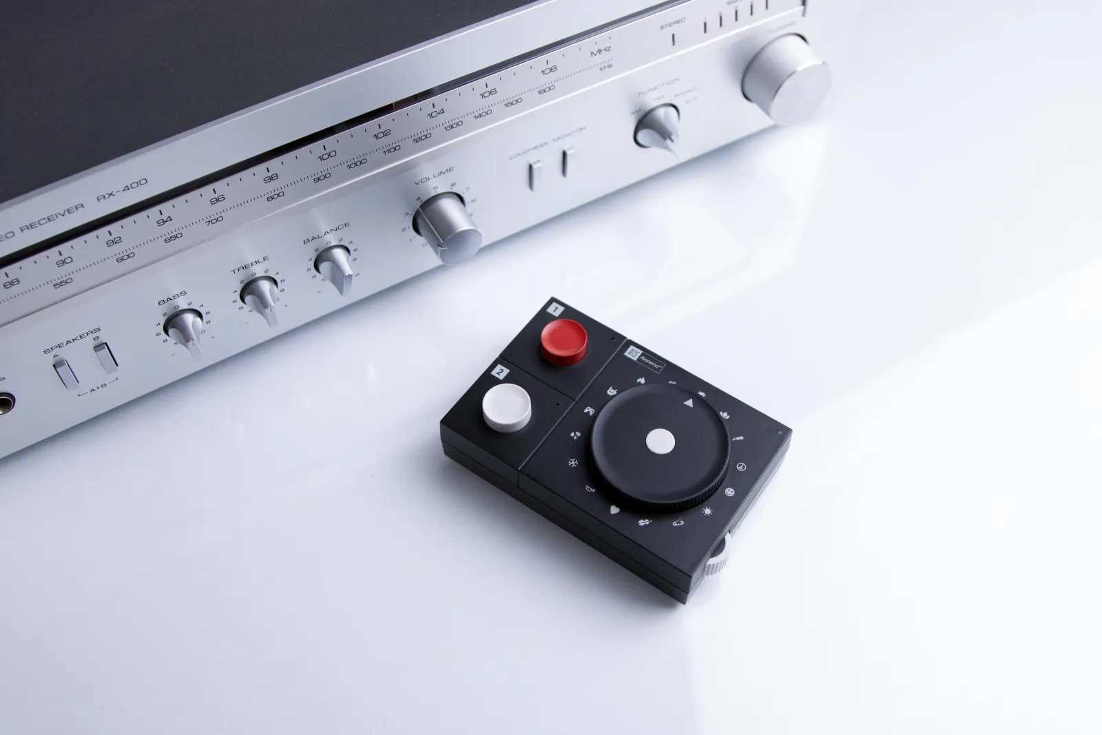 $179 NTS Radio Player targets Chromecast Audio diehards with hi-fi streaming via Atonemo
