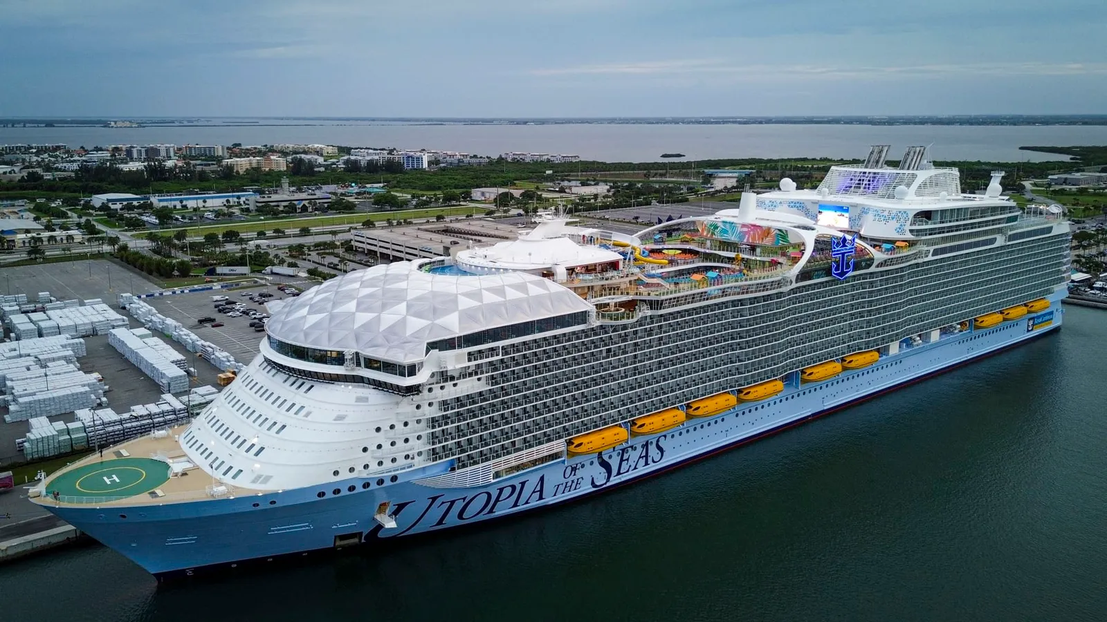 Royal Caribbean just spent $3B to own half of Sandals