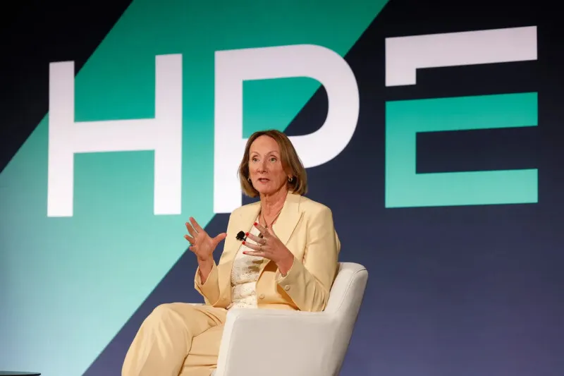 HPE gives VMware refugees a free year: VM Essentials plus $1 Zerto license