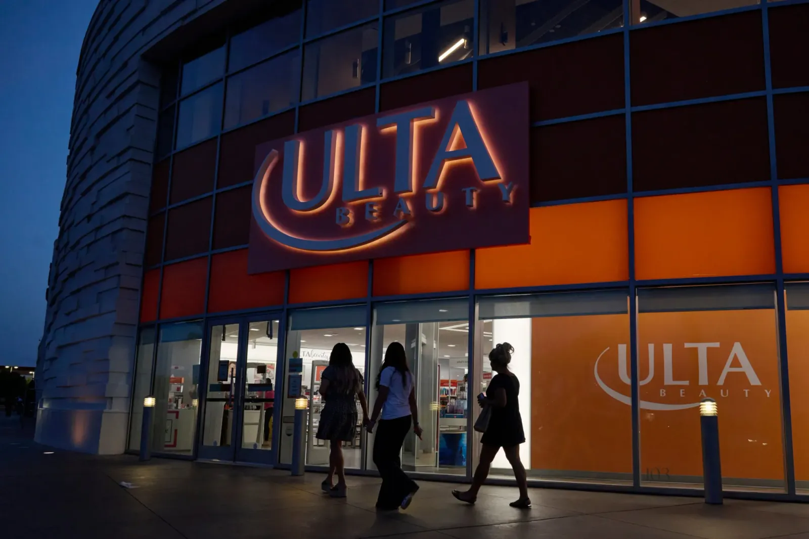 Ulta signs a $400M, 15-year Times Square flagship bet to outgun Sephora