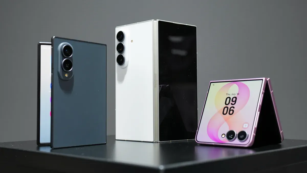 Samsung’s Galaxy Unpacked 2026 folds and watches bet big, can it out-sell iPhone rumors?