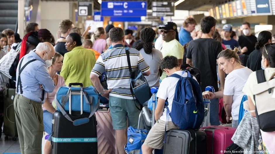 EU ministers move to make airline compensation claims easier for passengers