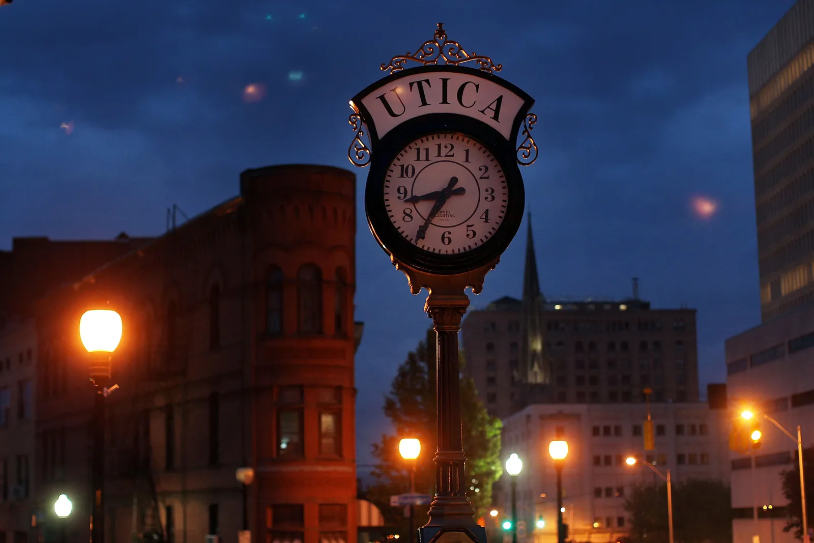 Utica’s Bosnians revive a Rust Belt city, then split rooting for US tonight