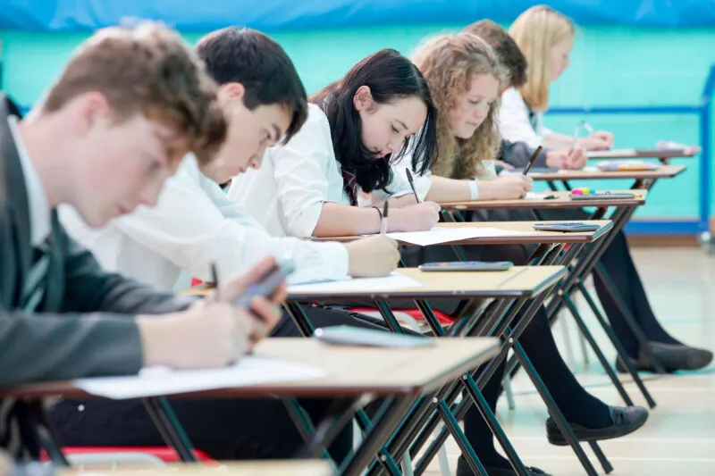 Ofqual’s Ian Bauckham warns smart glasses could turn GCSEs into Google searches