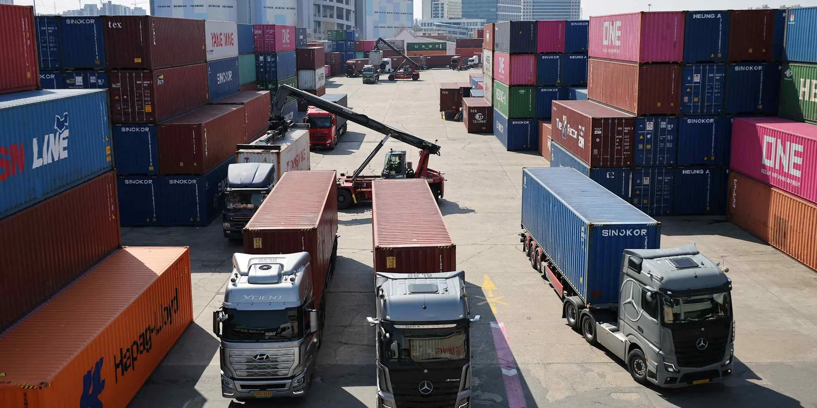 South Korea exports cross $100B in June for first time, driven by chips
