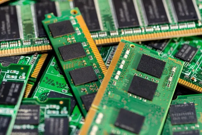 Moolenaar and Whitesides want Trump to block US purchases of YMTC and CXMT memory
