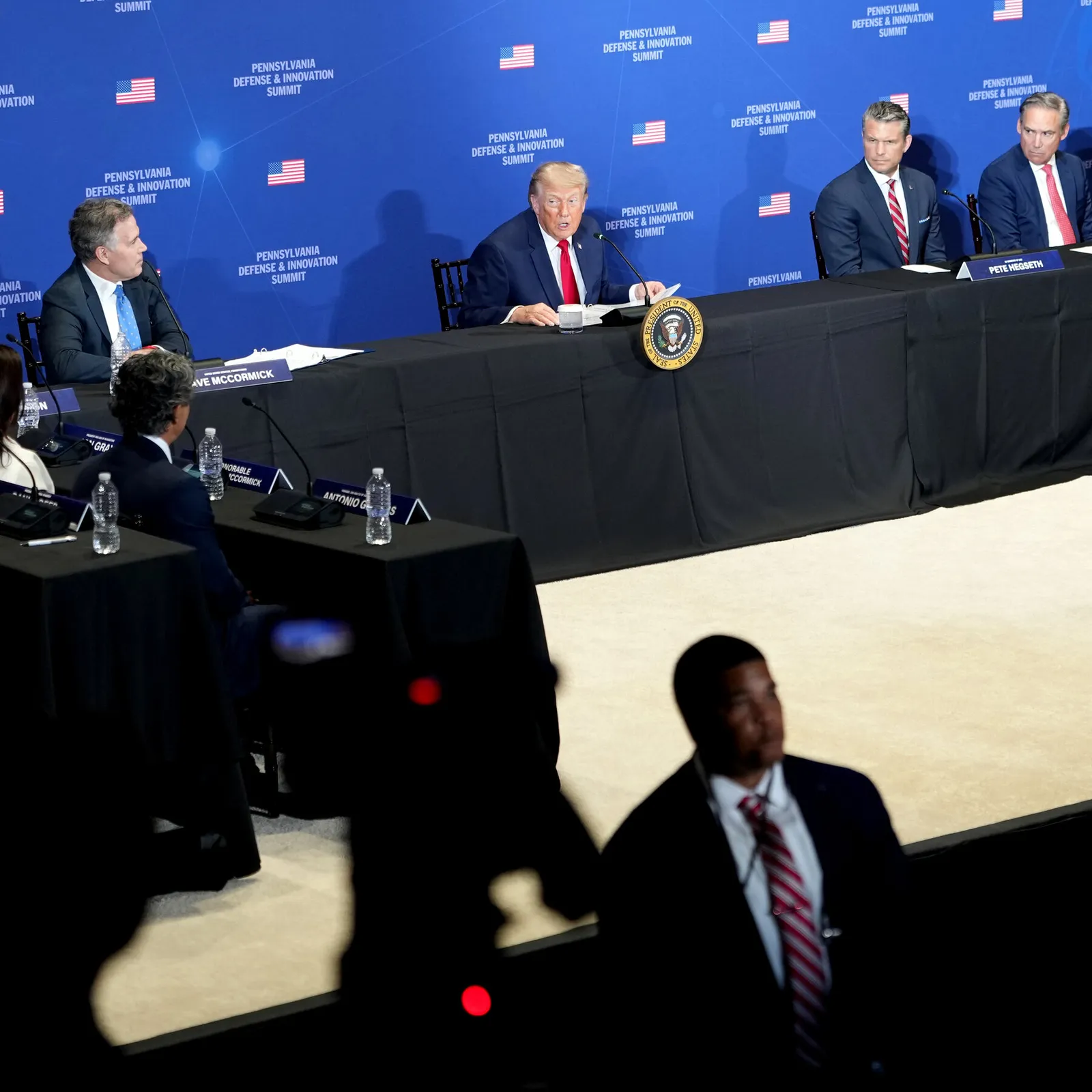 Trump will seek to replace immigrant truck drivers with veterans, to curb crash blame