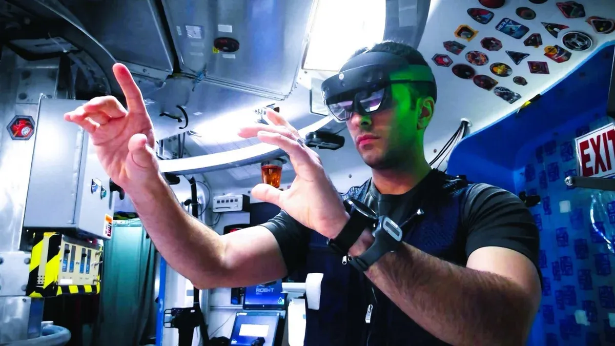 NASA recruits volunteers for a year-long Mars simulation inside Moon & Mars analog