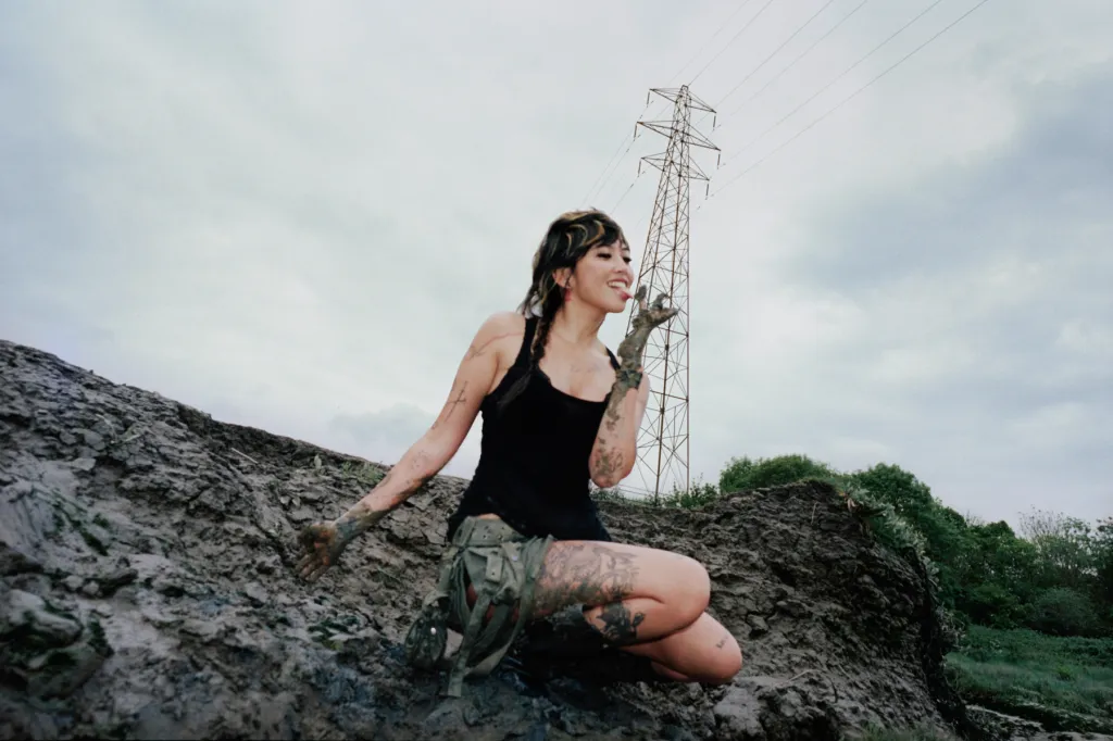 Beabadoobee recruits Hayley Williams and Turnstile's Brendan Yates for Pylon