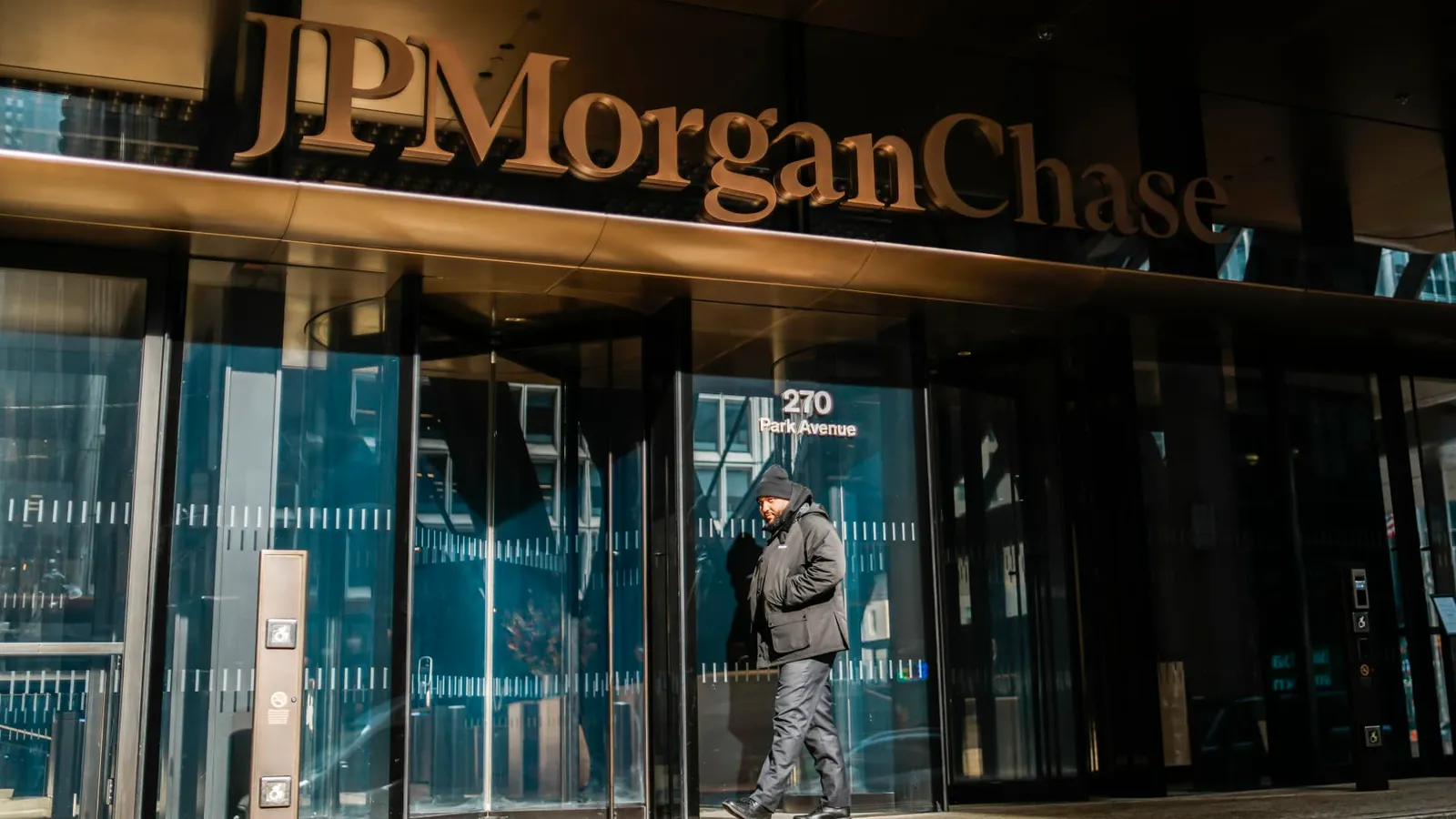 JPMorgan plans stronger AI agents this year as security and governance hurdles finally loosen