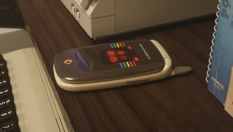 Commodore’s $500 Sailfish flip phone deletes email, web, and social media on purpose