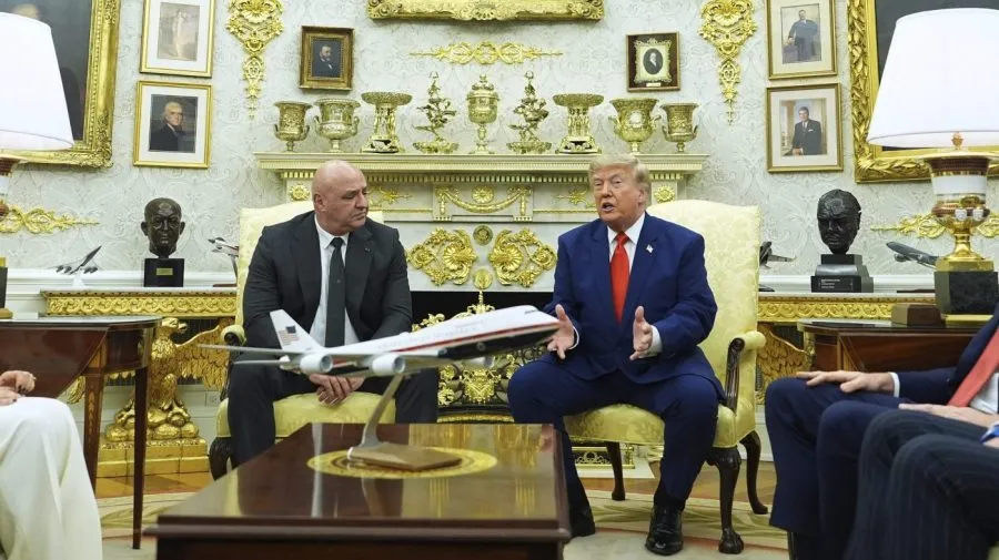 Trump tells Lebanon it’s first White House visit since 2009 as Iran tensions intensify