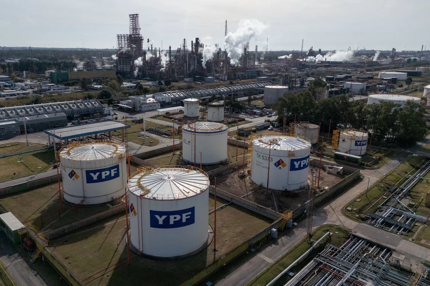 Iran-war trading shifts Latin America’s oil cash to exporters despite looming geopolitical risk