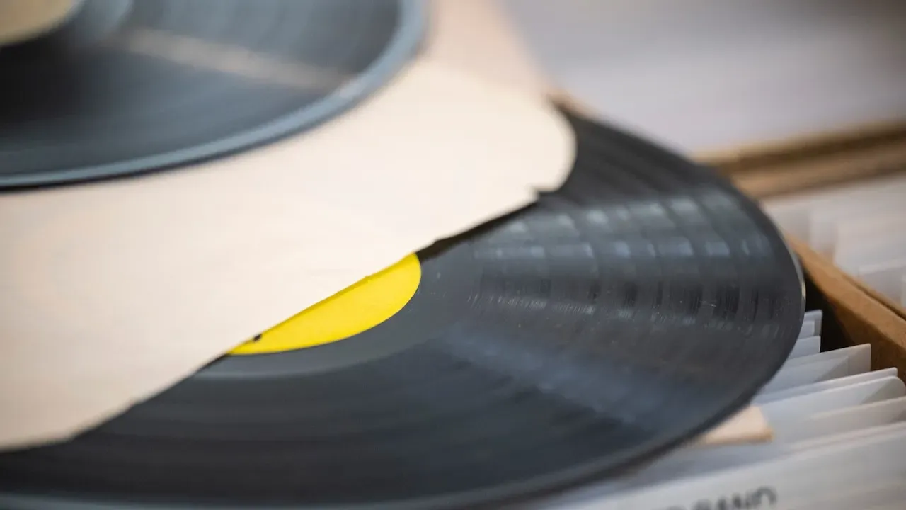 UK's Largest Vinyl Counterfeiter Sentenced to 3.5 Years