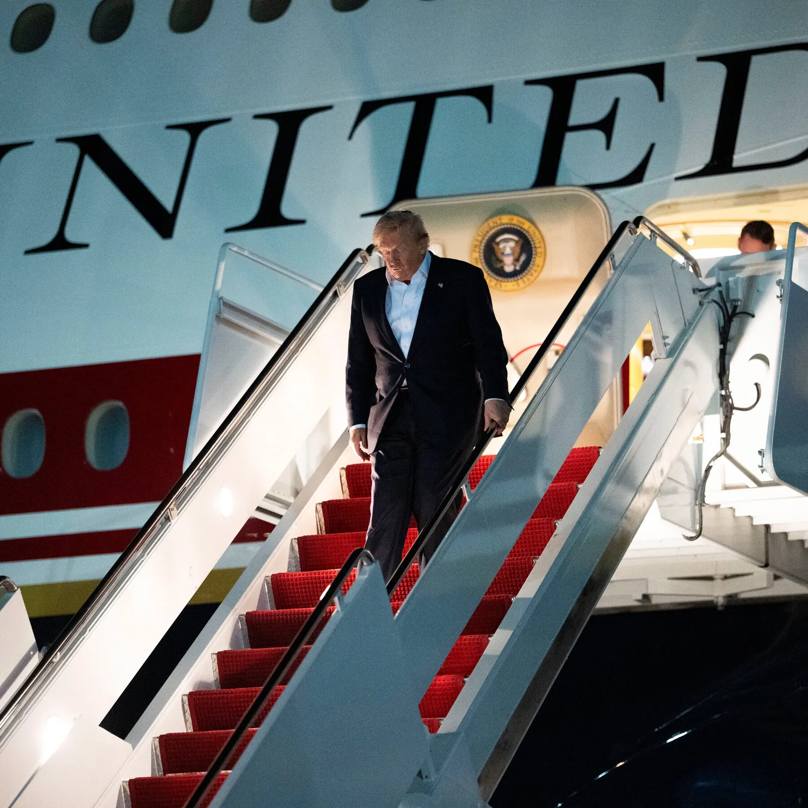 Trump’s rushed Air Force One push ballooned costs and trimmed safety features, investigation finds